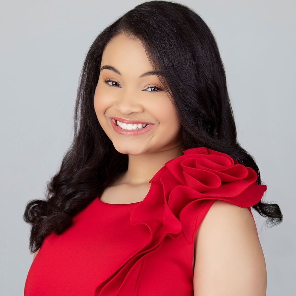 Meet your Posher, Gina